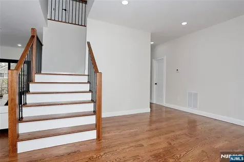 592 Fermery Drive New Milford NJ 07646