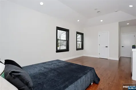 592 Fermery Drive New Milford NJ 07646