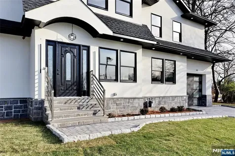 592 Fermery Drive New Milford NJ 07646