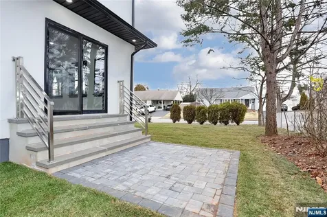 592 Fermery Drive New Milford NJ 07646