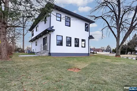 592 Fermery Drive New Milford NJ 07646