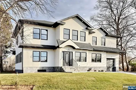 592 Fermery Drive New Milford NJ 07646