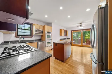 1231 Alicia Avenue Teaneck NJ 07666