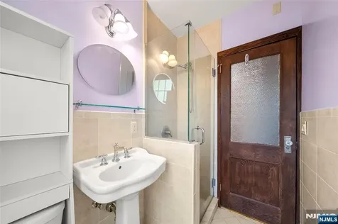 1231 Alicia Avenue Teaneck NJ 07666