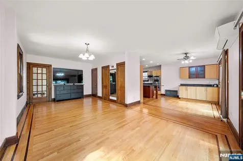 1231 Alicia Avenue Teaneck NJ 07666