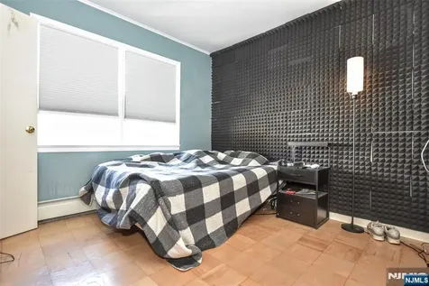 31 Susan Avenue Midland Park NJ 07432
