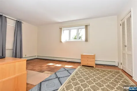 31 Susan Avenue Midland Park NJ 07432