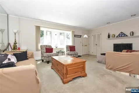 31 Susan Avenue Midland Park NJ 07432