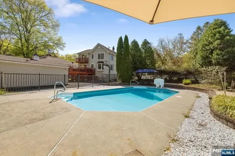 38 Maple Avenue Westwood NJ 07675