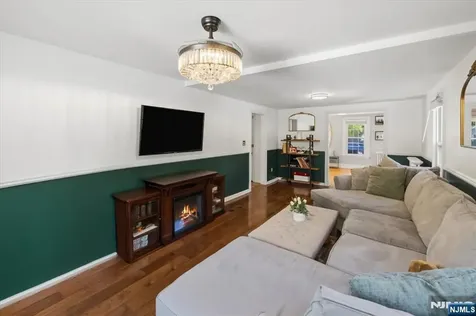 38 Maple Avenue Westwood NJ 07675