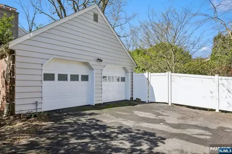162 Anderson Avenue Closter NJ 07624