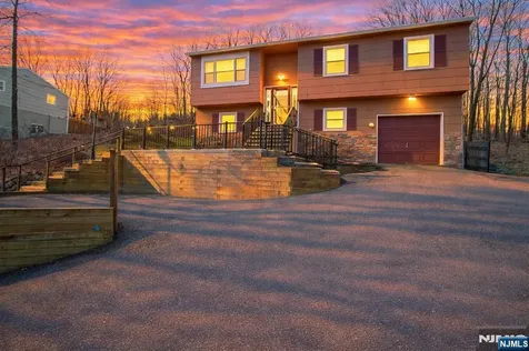 142 Valley View Drive Rockaway Township NJ 07866