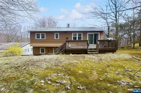 142 Valley View Drive Rockaway Township NJ 07866
