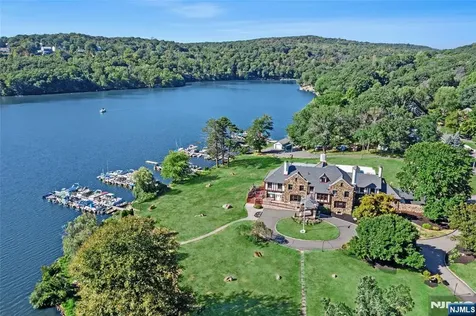 142 Valley View Drive Rockaway Township NJ 07866