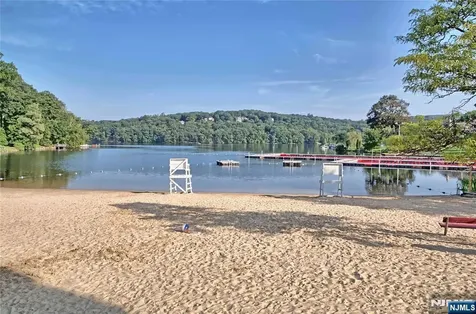 142 Valley View Drive Rockaway Township NJ 07866