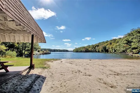 142 Valley View Drive Rockaway Township NJ 07866