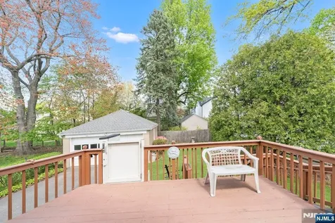 121 Hillside Avenue Teaneck NJ 07666