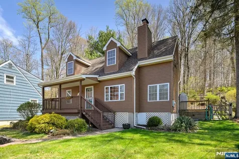 64 Hilltop Trail Sparta NJ 07871