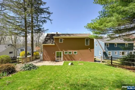 64 Hilltop Trail Sparta NJ 07871