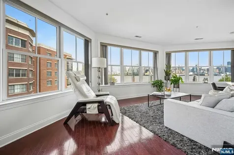 22 Avenue At Port Imperial West New York NJ 07093