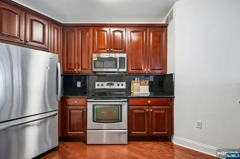 22 Avenue At Port Imperial West New York NJ 07093