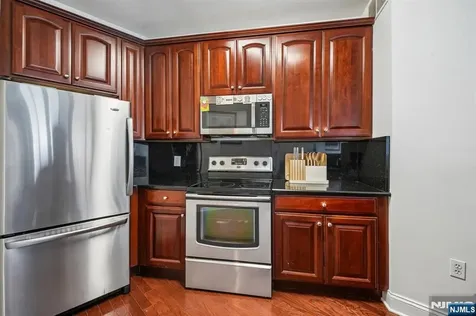 22 Avenue At Port Imperial West New York NJ 07093