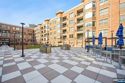 22 Avenue At Port Imperial West New York NJ 07093