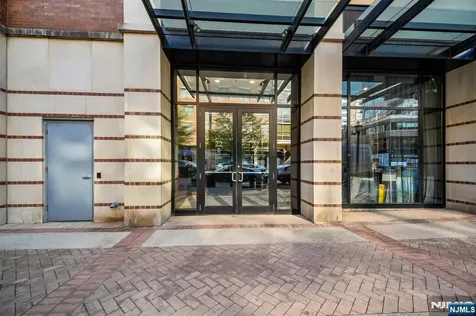 22 Avenue At Port Imperial West New York NJ 07093