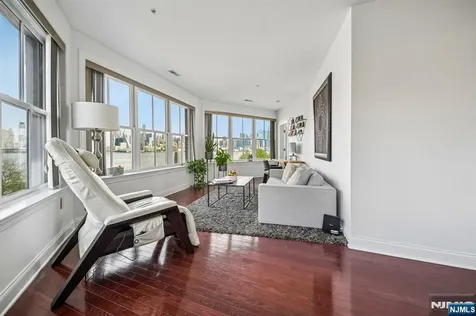 22 Avenue At Port Imperial West New York NJ 07093