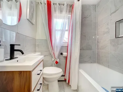38 Orchard Place Irvington NJ 07111