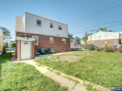 38 Orchard Place Irvington NJ 07111