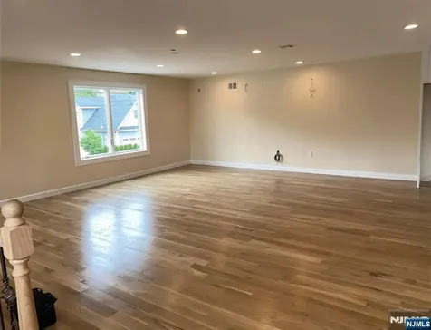 353 Hoboken Road Carlstadt NJ 07072