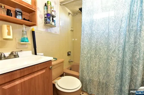 225 Wilson Street Saddle Brook NJ 07663