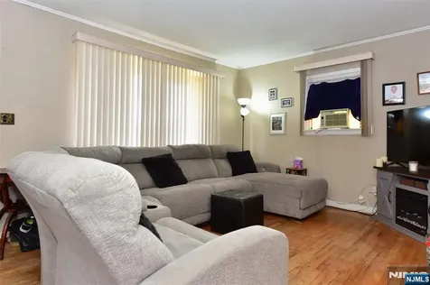 225 Wilson Street Saddle Brook NJ 07663