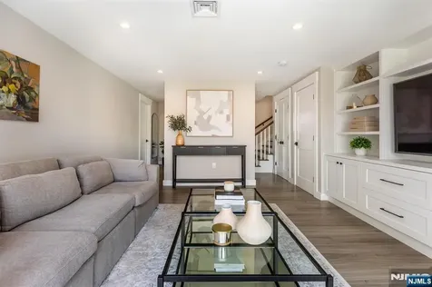 59 Laauwe Avenue Wayne NJ 07470