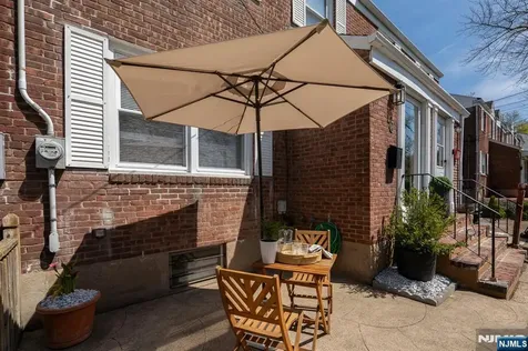 589 Beverly Road Teaneck NJ 07666