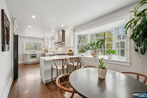 589 Highland Little Falls NJ 07043