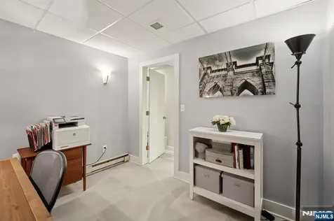 589 Highland Little Falls NJ 07043