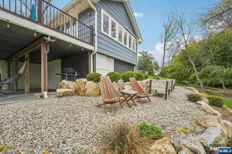 589 Highland Little Falls NJ 07043