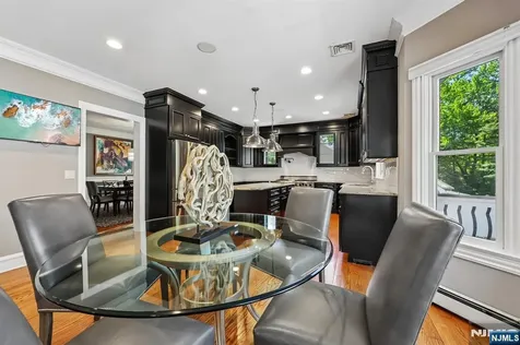 72 4th Street Park Ridge NJ 07656