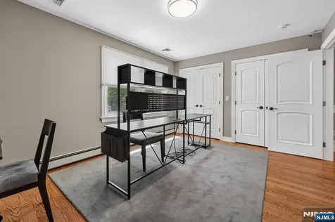 72 4th Street Park Ridge NJ 07656