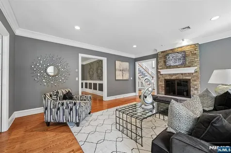 72 4th Street Park Ridge NJ 07656