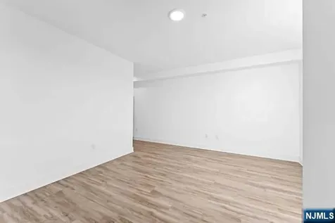 520 Cliff Street Fairview NJ 07022