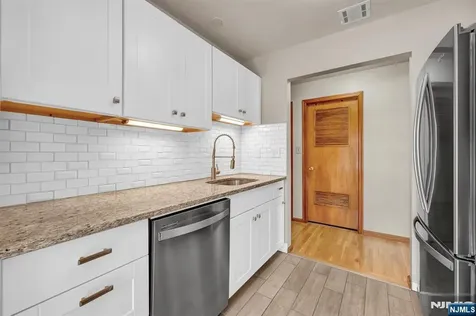 61 Eastern Way Rutherford NJ 07070