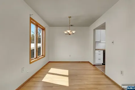 61 Eastern Way Rutherford NJ 07070