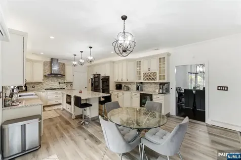 8 Danielle Drive Wayne NJ 07470