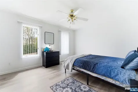 8 Danielle Drive Wayne NJ 07470