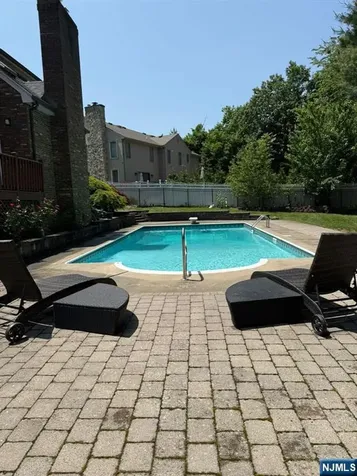 8 Danielle Drive Wayne NJ 07470
