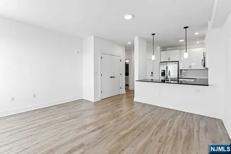 520 Cliff Street Fairview NJ 07022