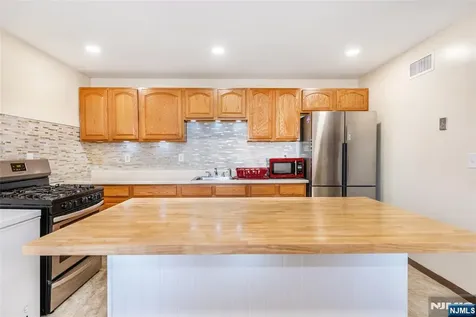 67-69 Cliff Street Paterson NJ 07522